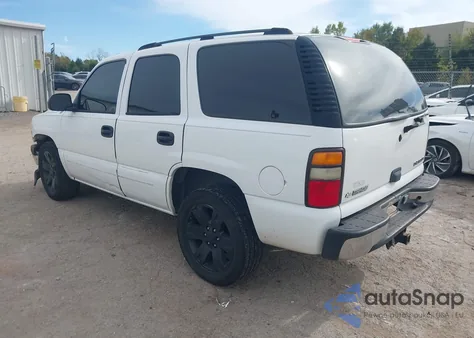 2004 Chevrolet Tahoe Ls z USA, uszkodzony, nr VIN 1GNEC13V14R107576